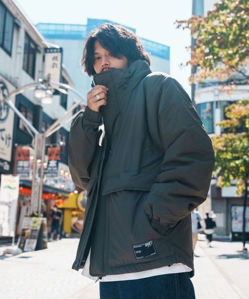 Leyline(レイライン)の「【Leyline】C/M stand neck jkt(ダウンジャケット/コート・メンズ・カーキ/ブラック/ブラウン系・L/XL/M)」の1枚目の写真