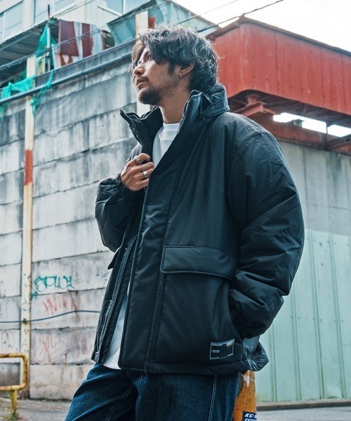 Leyline(レイライン)の「【Leyline】C/M stand neck jkt(ダウンジャケット/コート・メンズ・カーキ/ブラック/ブラウン系・L/XL/M)」の4枚目の写真