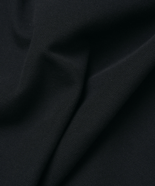 YALE(イェール)の「クイックドライスリットネックポロシャツ_ブラック(ポロシャツ・レディース・その他・SMALL/MEDIUM/LARGE/X-LARGE/XX-LARGE/X-SMALL)」の5枚目の写真