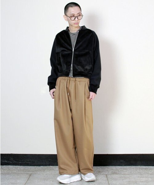 DEMARC(ドゥマーク)の「ワイドフィットツーピンタック無地パンツカーキベージュ(その他パンツ・メンズ・その他・MEDIUM/LARGE)」の6枚目の写真
