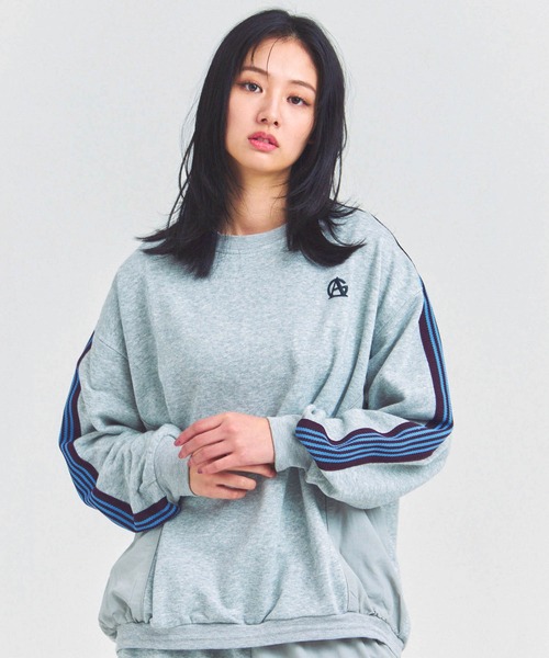 GALLIS ADDICTION(ガリスアディクション)の「GA 切替LINE CREW(スウェット・メンズ・ブラック/グレー・M/L)」の4枚目の写真