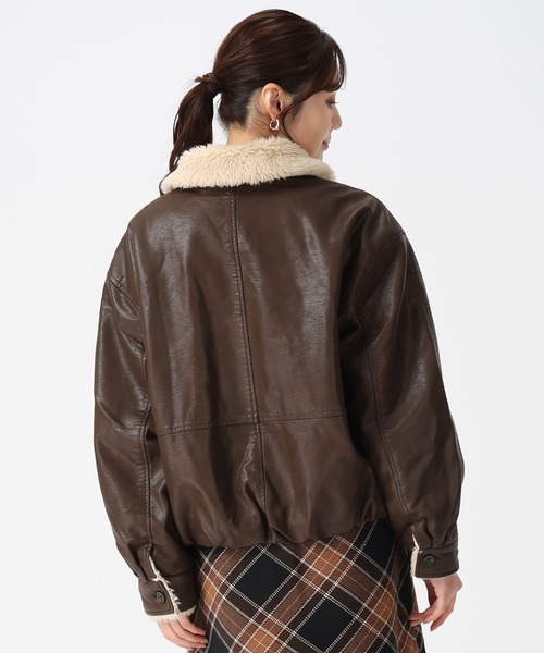 31 Sons de mode(トランテアン ソン ドゥ モード)の「フェイクレザーファーブルゾン(ブルゾン・レディース・ブラウン/キャメル/ブラック・フリ-)」の12枚目の写真