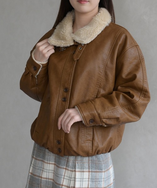 31 Sons de mode(トランテアン ソン ドゥ モード)の「フェイクレザーファーブルゾン(ブルゾン・レディース・ブラウン/キャメル/ブラック・フリ-)」の8枚目の写真