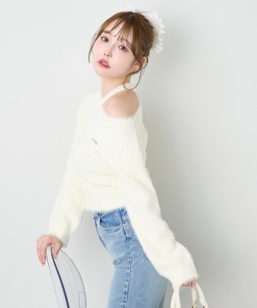 one after another NICE CLAUP(ワンアフターアナザーナイスクラップ)の「肩開きフェザーニット(ニット/セーター・レディース・イエロー/オフホワイト/ブラック/ピンク・FREE)」の10枚目の写真