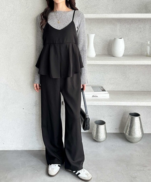 GeeRA（ジーラ）の「【S-XLサイズ展開】セットアップ風プリーツフリルビスチェキャミサロペット（サロペット/オーバーオール・レディース・チャコール/ブラック・X-LARGE/LARGE/MEDIUM/SMALL）」の5枚目の写真