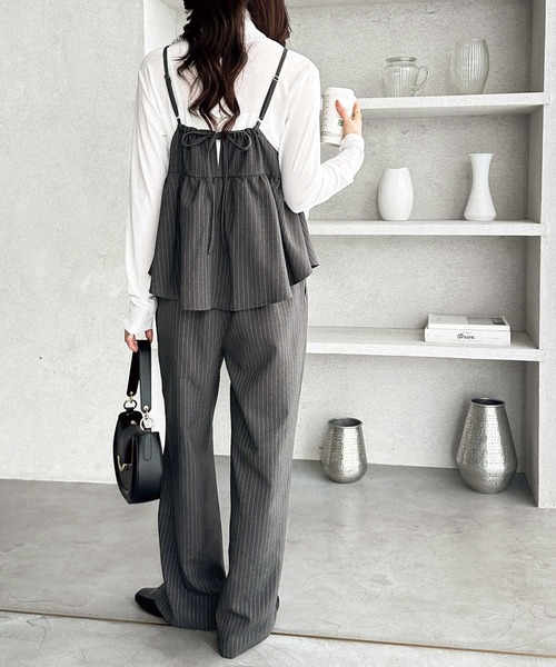 GeeRA（ジーラ）の「【S-XLサイズ展開】セットアップ風プリーツフリルビスチェキャミサロペット（サロペット/オーバーオール・レディース・チャコール/ブラック・X-LARGE/LARGE/MEDIUM/SMALL）」の15枚目の写真