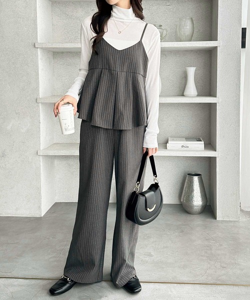 GeeRA（ジーラ）の「【S-XLサイズ展開】セットアップ風プリーツフリルビスチェキャミサロペット（サロペット/オーバーオール・レディース・チャコール/ブラック・X-LARGE/LARGE/MEDIUM/SMALL）」の12枚目の写真