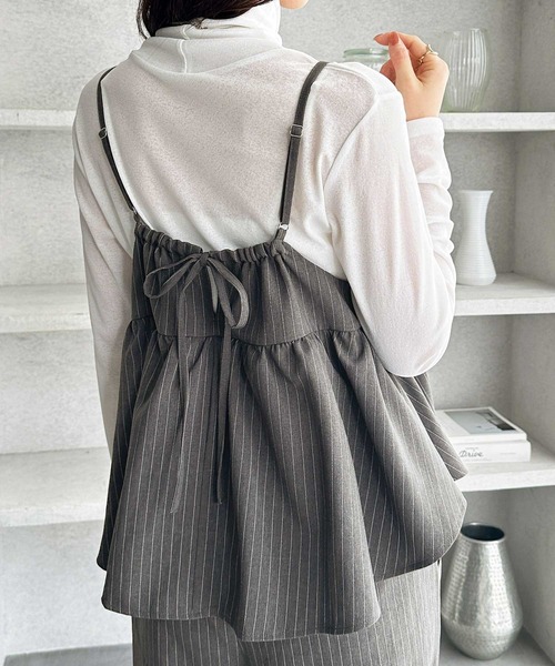 GeeRA（ジーラ）の「【S-XLサイズ展開】セットアップ風プリーツフリルビスチェキャミサロペット（サロペット/オーバーオール・レディース・チャコール/ブラック・X-LARGE/LARGE/MEDIUM/SMALL）」の16枚目の写真