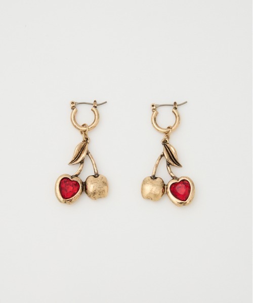 SLY（スライ）の「CHEERY P/EARRINGS チェリーピアス（ピアス（両耳用）・レディース・ゴールド/シルバー・FREE）」の2枚目の写真