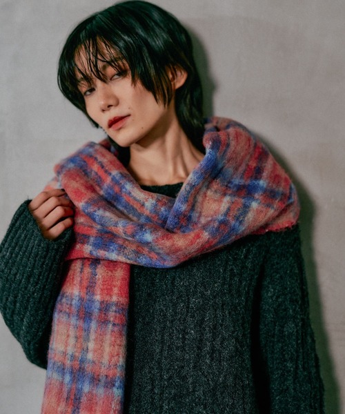 LEPSIM（レプシィム）の「インドチェックストール　581687（ストール/ショール・レディース・ネイビー/グリーン/レッド/ブルー・ONE SIZE）」の5枚目の写真