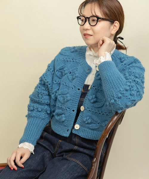 CHILD WOMAN(チャイルドウーマン)の「ネパールギルボックス もよう編みショートカーディガン(カーディガン/ボレロ・レディース・サックスブルー・FREE)」の8枚目の写真