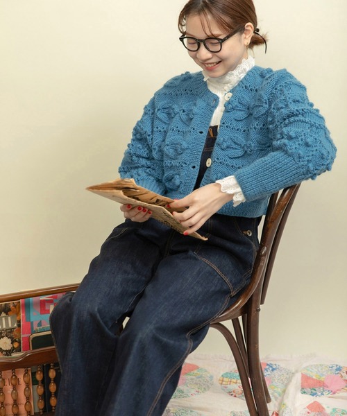 CHILD WOMAN(チャイルドウーマン)の「ネパールギルボックス もよう編みショートカーディガン(カーディガン/ボレロ・レディース・サックスブルー・FREE)」の9枚目の写真