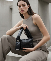 MANIG（マニジ）の「エイリングフォードクラッシュミニバッグブラック（トートバッグ）」