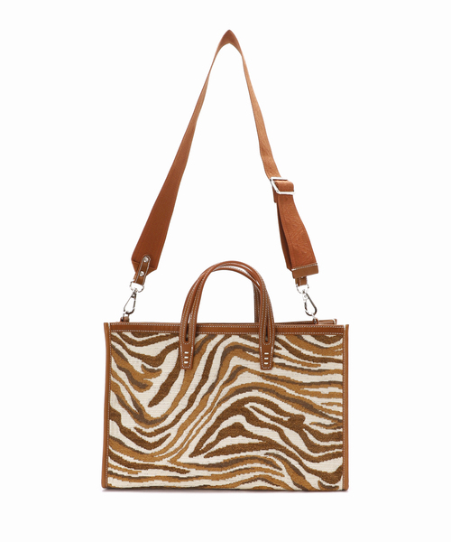 journal standard L'essage（ジャーナルスタンダードレサージュ）の「【A VACATION/ア ヴァケーション】 BREAD M ZEBRA/A ゼブラ柄バッグ（ショルダーバッグ・レディース・ベージュ・FREE）」の3枚目の写真