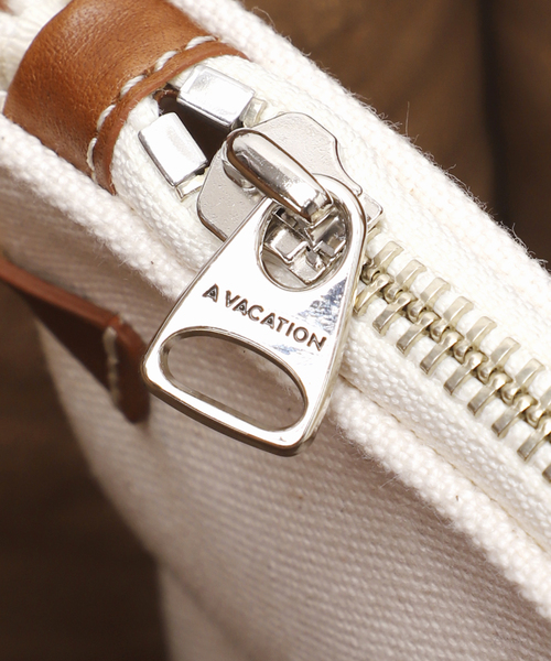 journal standard L'essage（ジャーナルスタンダードレサージュ）の「【A VACATION/ア ヴァケーション】 BREAD M ZEBRA/A ゼブラ柄バッグ（ショルダーバッグ・レディース・ベージュ・FREE）」の14枚目の写真