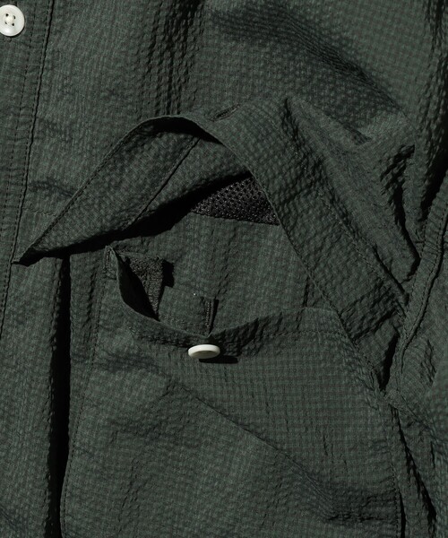 BEAMS PLUS（ビームスプラス）の「Adventure Shirt Ⅳ Seersucker Gingham（シャツ/ブラウス・メンズ・ブルー/グリーン・X-LARGE/LARGE/MEDIUM/SMALL）」の6枚目の写真