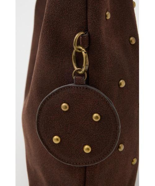 SLY(スライ)の「MICHIXSLY STUDS BAG ミチスライスタッズバッグ(ショルダーバッグ・レディース・ブラウン/ベージュ・FREE)」の7枚目の写真