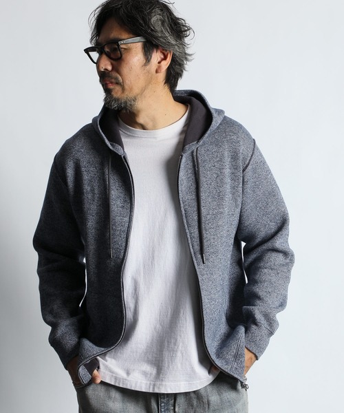 The DUFFER of ST.GEORGE(ザダファーオブセントジョージ)の「DOUBLE FACE KNIT ZIP HOODIE:ダブルフェイス ニット ジップパーカー(パーカー・メンズ・ベージュ/ネイビー・X-LARGE/MEDIUM/LARGE)」の2枚目の写真