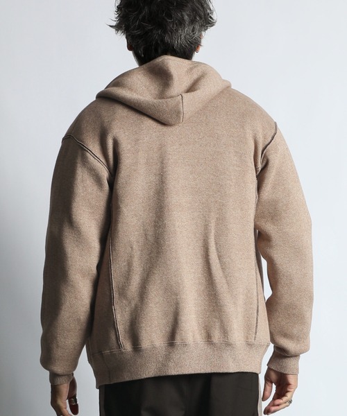 The DUFFER of ST.GEORGE(ザダファーオブセントジョージ)の「DOUBLE FACE KNIT ZIP HOODIE:ダブルフェイス ニット ジップパーカー(パーカー・メンズ・ベージュ/ネイビー・X-LARGE/MEDIUM/LARGE)」の8枚目の写真