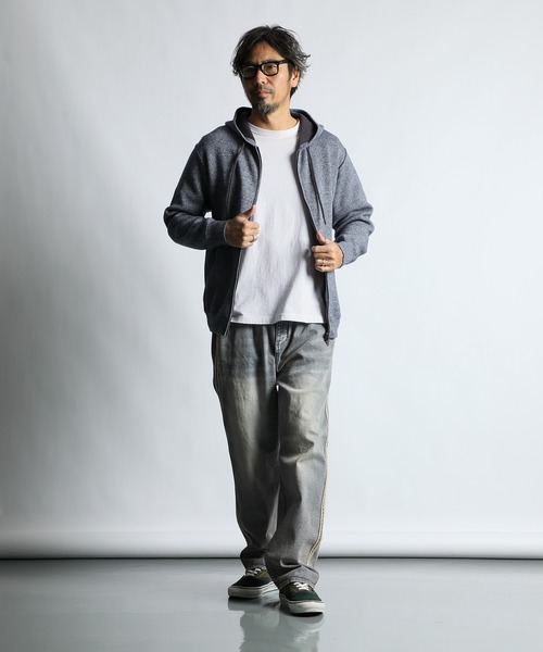 The DUFFER of ST.GEORGE(ザダファーオブセントジョージ)の「DOUBLE FACE KNIT ZIP HOODIE:ダブルフェイス ニット ジップパーカー(パーカー・メンズ・ベージュ/ネイビー・X-LARGE/MEDIUM/LARGE)」の6枚目の写真