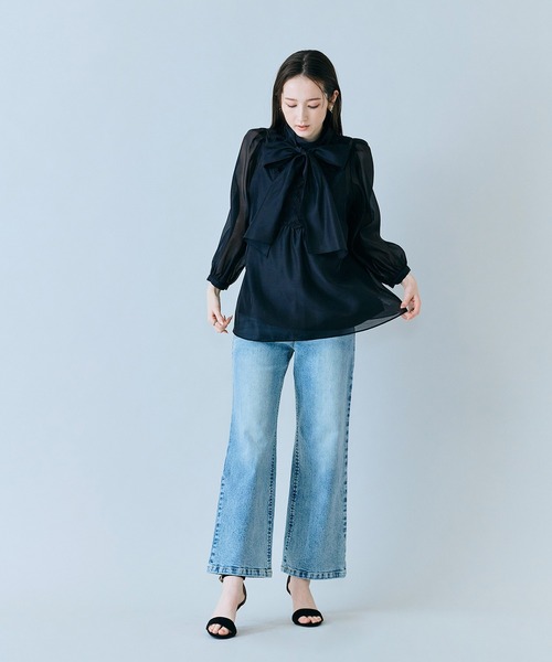 Audie a Muses(オーディアミューズ)の「フラワーレースリボンタイ付きブラウス(シャツ/ブラウス・レディース・ブラック/オフホワイト・42/38)」の13枚目の写真