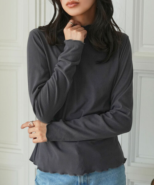 KOBE LETTUCE（コウベレタス）の「[ 裏起毛 ] M L あったかメルティメロウロンT（Tシャツ/カットソー・レディース・ブラック/ブラウン/オフホワイト/チャコール・L/M）」の3枚目の写真