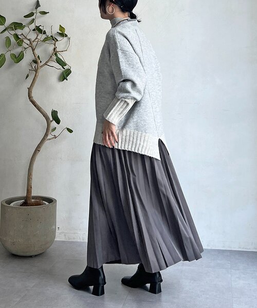 un dix cors（アンディコール）の「スエードプリーツスカート（スカート・レディース・チャコールグレー/アイボリー/ベージュ・FREE）」の18枚目の写真