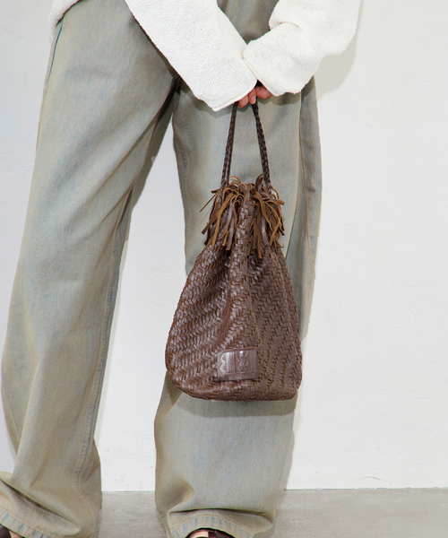 JOURNAL STANDARD（ジャーナルスタンダード）の「別注【VARNY】MESHキンチャク（ショルダーバッグ・レディース・ブラック/ブラウン・FREE）」の2枚目の写真