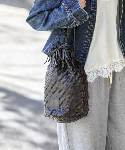 JOURNAL STANDARD（ジャーナルスタンダード）の「別注【VARNY】MESHキンチャク（ショルダーバッグ・レディース・ブラック/ブラウン・FREE）」の3枚目の写真