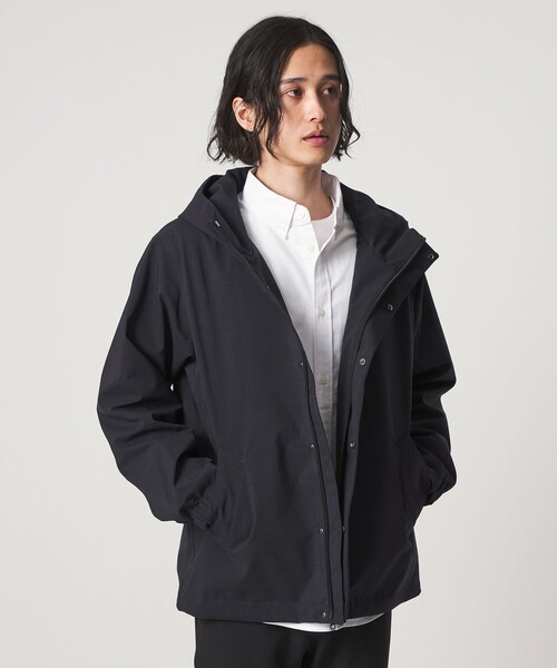 A DAY IN THE LIFE UNITED ARROWS(アデイインザライフユナイテッドアローズ)の「フーデッド ブルゾン-撥水・防風-<A DAY IN THE LIFE>(ブルゾン・メンズ・ブラック/ネイビー/ベージュ・M/L)」の3枚目の写真
