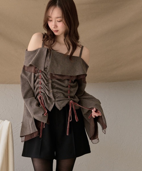 frill offshoulder stitch ribbon tops / フリルオフショルダー