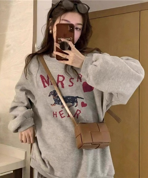 LAC-VERT（ラック・ヴェール）の「落書き風ドッグプルオーバー（スウェット・レディース・グレー/チャコールグレー・FREE）」の3枚目の写真