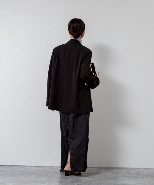 MAQWEL（マクウェル）の「【MAQWEL/マクウェル】オーバージャケット（テーラードジャケット・レディース・ベージュ/ブラック・FREE）」の4枚目の写真