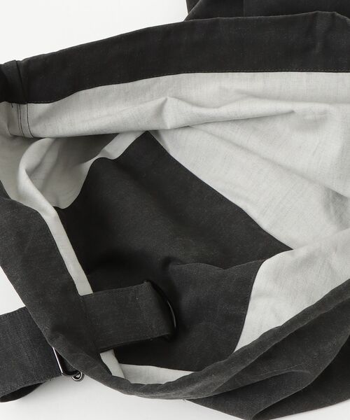 VOAAOV（ヴォアーブ）の「【VOAAOV】HOLIDAY BAG（ショルダーバッグ・メンズ・ネイビー/ブラック/オリーブ・FREE）」の6枚目の写真