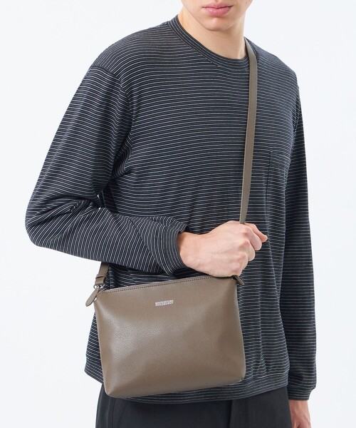 MACKINTOSH PHILOSOPHY(マッキントッシュ フィロソフィー)の「シンセティックシュリンクレザー 2WAYショルダーバッグ(ショルダーバッグ・メンズ・ブルー系その他7/ブラック/グレー系その他2・FREE)」の5枚目の写真