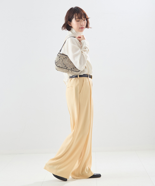 A PUPIL(アピューピル)の「【A PUPIL/ア ピューピル】別注 HNK RGLN BL STRIPES:ブラウス(シャツ/ブラウス・レディース・ネイビー/アイボリー・MEDIUM)」の4枚目の写真