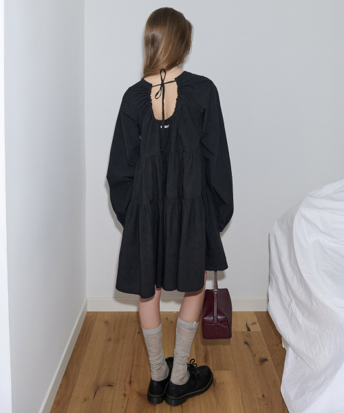 LEVAR(レバー)の「Tiered Volume Dress - Black(ワンピース・レディース・その他・FREE)」の2枚目の写真