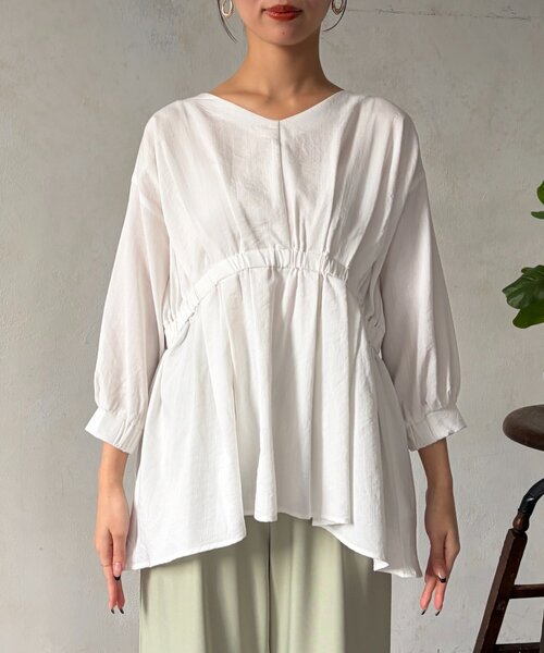 Chez toi（シェトワ）の「ギャザーペプラムチュニック（シャツ/ブラウス・レディース・オレンジ/ホワイト/ブラック・FREE）」の12枚目の写真