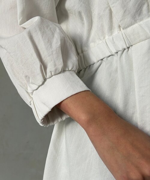 Chez toi（シェトワ）の「ギャザーペプラムチュニック（シャツ/ブラウス・レディース・オレンジ/ホワイト/ブラック・FREE）」の18枚目の写真