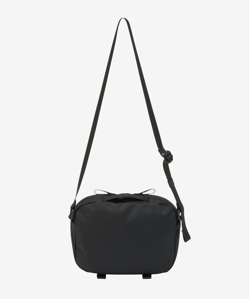 THE NORTH FACE（ザノースフェイス）の「THE NORTH FACE/ザ・ノース・フェイス Leap Mini Shoulder/リープミニショルダー【NM72602】（ショルダーバッグ・メンズ・ホワイト/レッド/ブラック・ONE SIZE）」の12枚目の写真