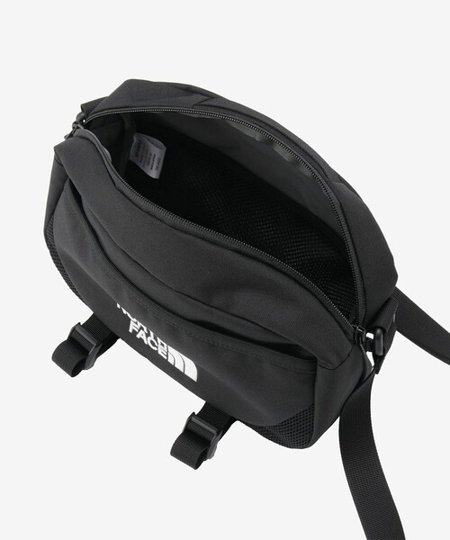 THE NORTH FACE（ザノースフェイス）の「THE NORTH FACE/ザ・ノース・フェイス Leap Mini Shoulder/リープミニショルダー【NM72602】（ショルダーバッグ・メンズ・ホワイト/レッド/ブラック・ONE SIZE）」の5枚目の写真