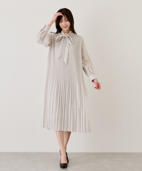 Jayro(ジャイロ)の「ボウタイプリーツワンピース(シャツワンピース・レディース・ネイビー/グレー系その他/ブラック・M)」の19枚目の写真