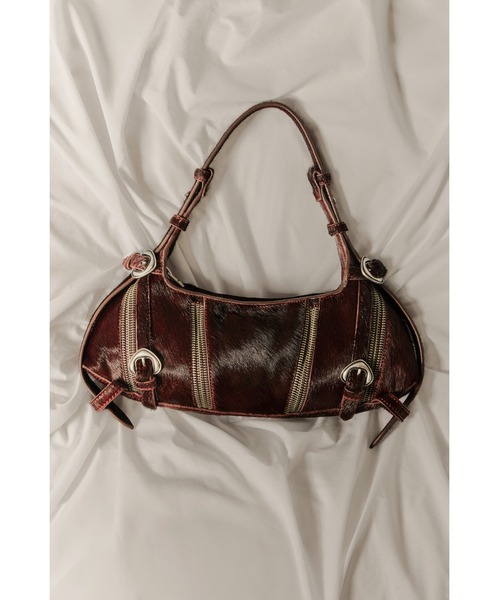 Desigual(デシグアル)の「【Desigual Studio】メタルバックル レザー中型ショルダーバッグ(ショルダーバッグ・レディース・レッド・FREE)」の9枚目の写真