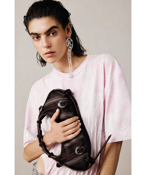Desigual(デシグアル)の「【Desigual Studio】メタルバックル レザー中型ショルダーバッグ(ショルダーバッグ・レディース・レッド・FREE)」の8枚目の写真