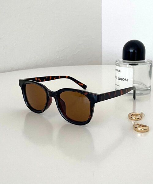 prose verse(プロズヴェール)の「ウェリントンサングラス(サングラス・レディース・ブラック/ブラック系その他/ブラウン・FREE)」の3枚目の写真