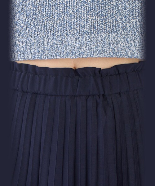 agnes b.（アニエスベー）の「シアー ウエスト フリル プリーツ スカート（スカート・レディース・ネイビー・FREE）」の3枚目の写真