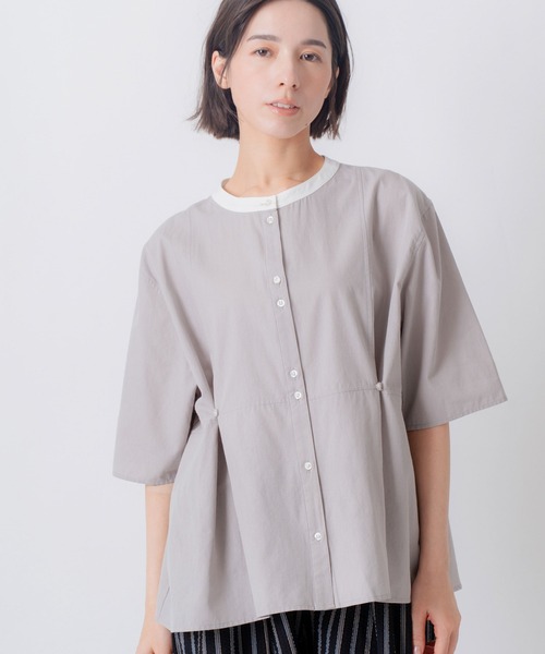 Kelen(ケレン)の「「KELEN / ケレン」クレリックバンドカラーコットンブラウス(シャツ/ブラウス・レディース・ライトグレー/ネイビー/ライトベージュ/オフホワイト・M/S)」の1枚目の写真