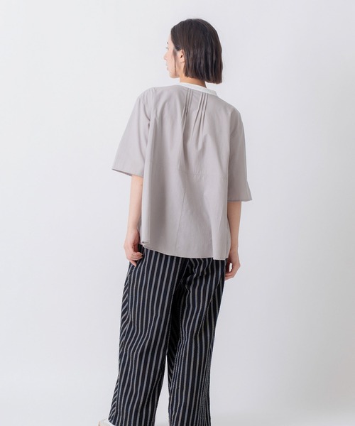 Kelen(ケレン)の「「KELEN / ケレン」クレリックバンドカラーコットンブラウス(シャツ/ブラウス・レディース・ライトグレー/ネイビー/ライトベージュ/オフホワイト・M/S)」の21枚目の写真
