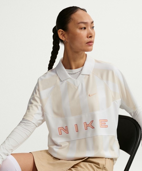 NIKE(ナイキ)の「NIKE AS WMNS NSW STREET OS SS STRP JSY / ナイキ ウィメンズ NSW ストリート OS STRP JSY SS トップ 【SP】(ジャージ・レディース・ブラック・S/M/L)」の10枚目の写真