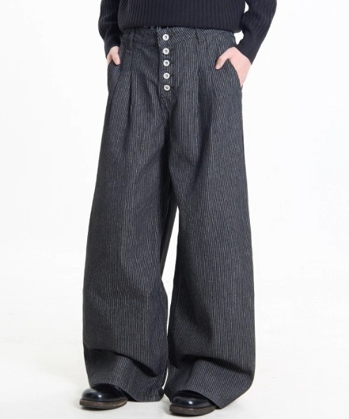 link lot（リンクロット）の「ボタンフライストライプタックデニムパンツ（デニムパンツ・メンズ・ブラック・L/M）」の7枚目の写真